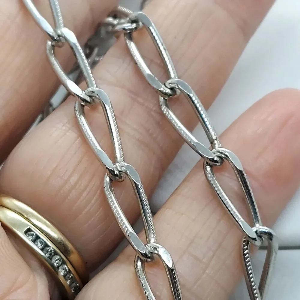 Vintage Monet Silver Tone Texture Link Necklace‎ 54